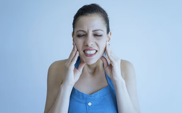 Aplicação de agulhas de acupuntura no tratamento do bruxismo